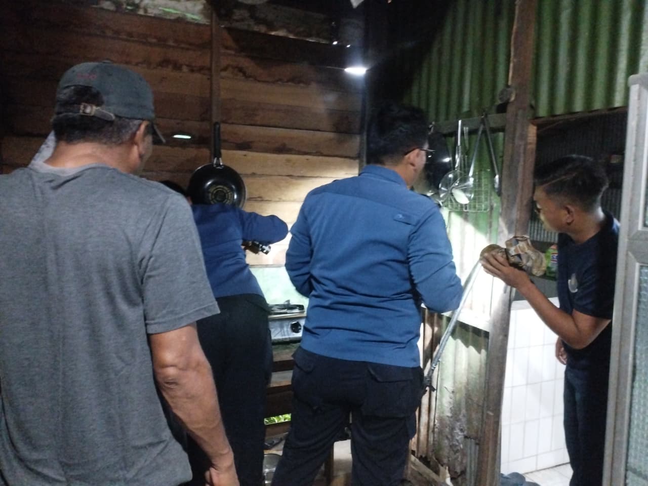 Melaksanakan Giat Non Kebakaran. (Animal Rescue)